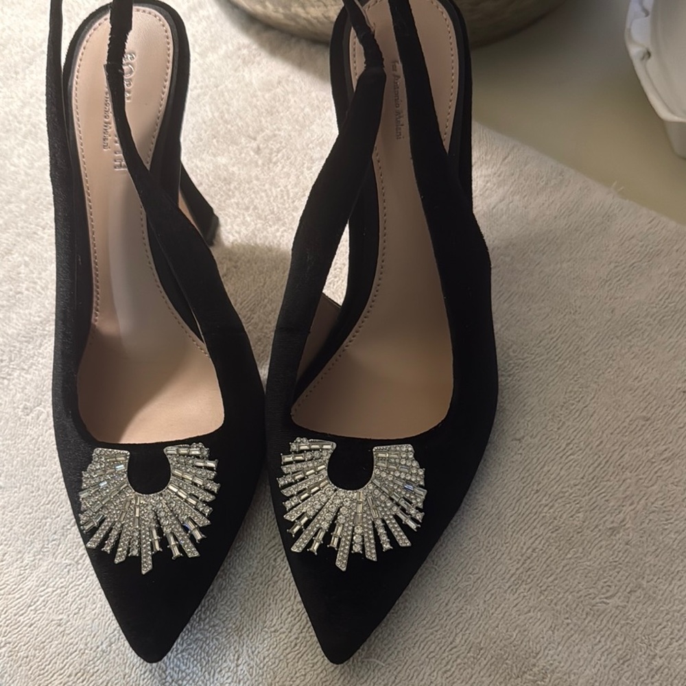 Elegant Black Slingback Heels with Silver Embellishment